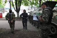 Ситуация в Луганске накалена до предела. Боевики открыли огонь по многоэтажке